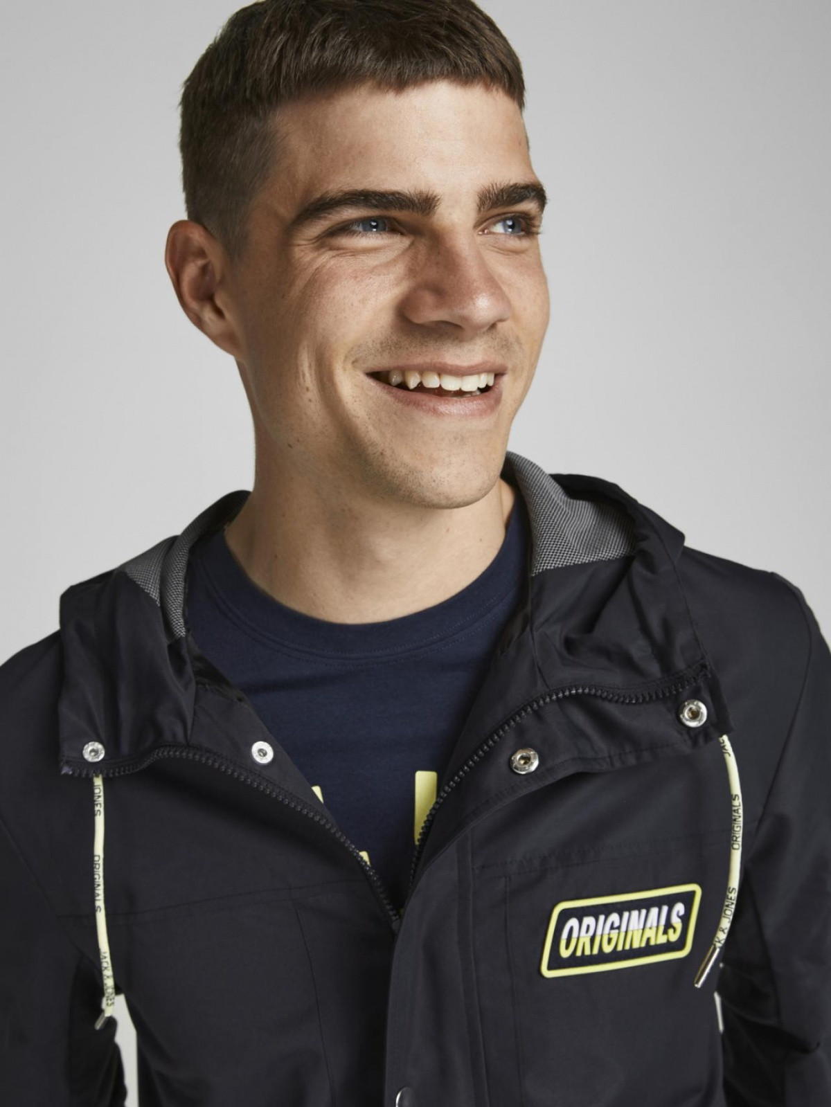 Куртка JORSWIRL JACKET 12192737-Black Navy Jack&Jones S Чорний 12192737-Black Navy