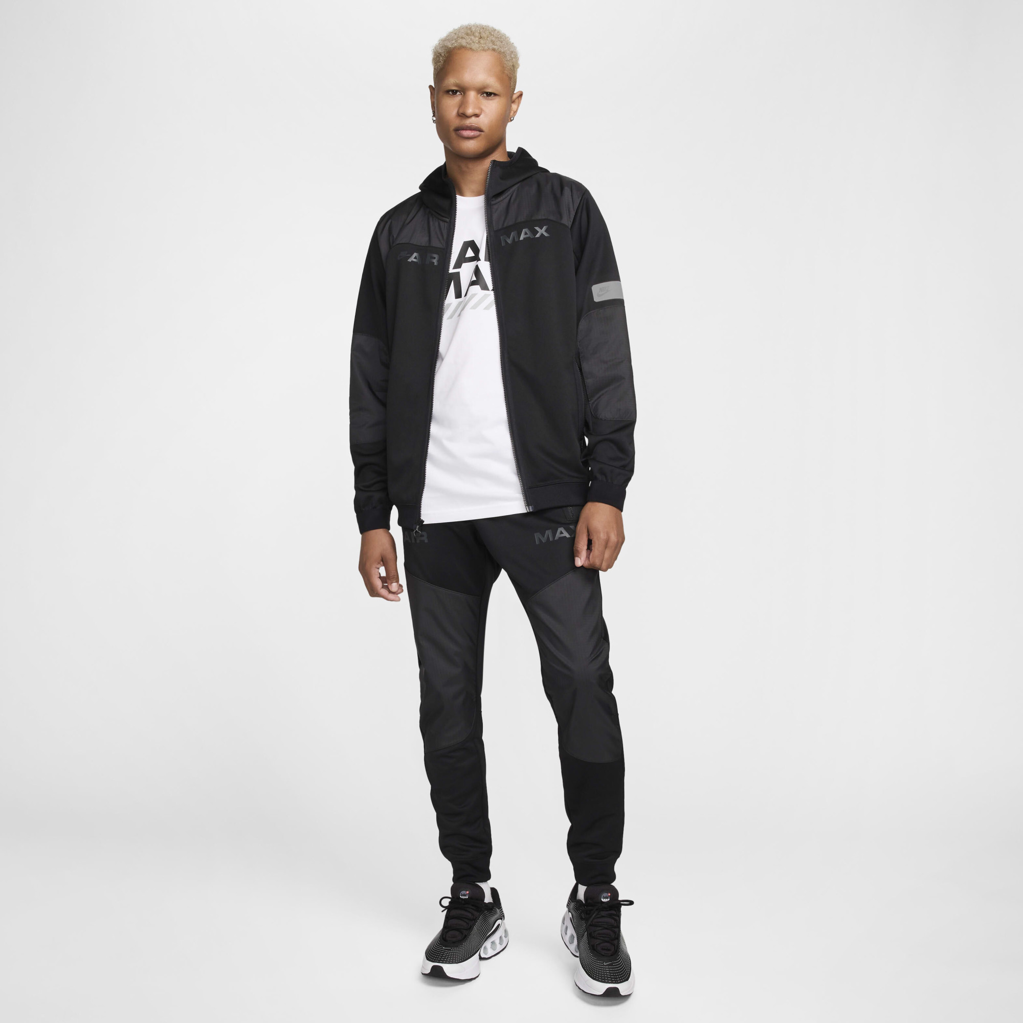 Толстовка чоловіча Nike Sportswear Air Max Hoodie Black HF6598-010