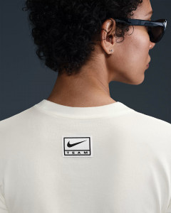 Футболка W NSW SLIM CROP TEE STREET HQ1709-133 Nike L Білий HQ1709-133