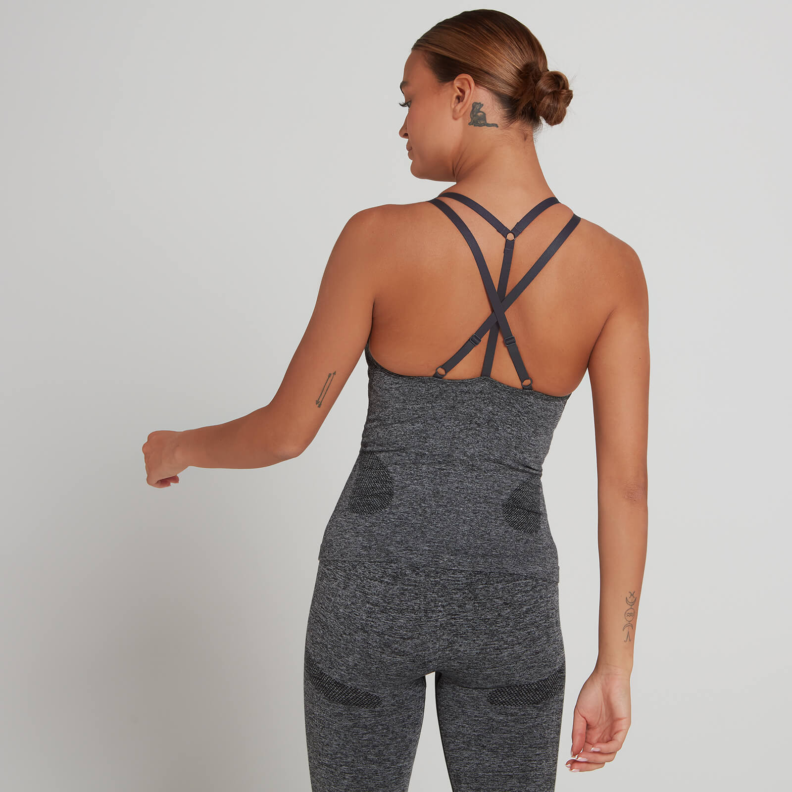 Майка MP WOMEN`S TRAINING SEAMLESS VEST MPW548-Washed Black