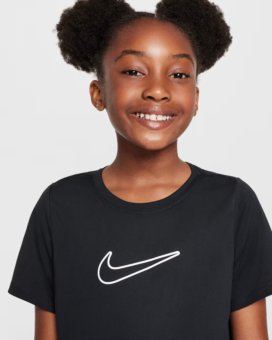 Футболка FZ5600-010 Nike FZ5600-010