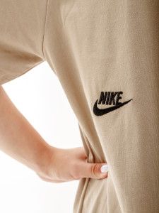 Футболка Nike W NSW TEE BF SW FJ4931-247