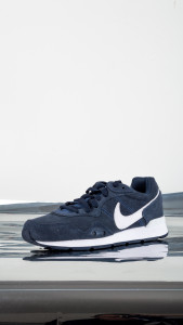 Кросівки Nike  VENTURE RUNNER SUEDE CQ4557-400