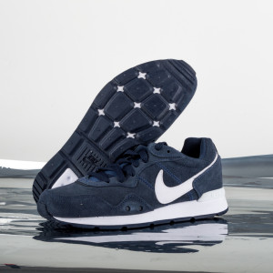Кросівки Nike  VENTURE RUNNER SUEDE CQ4557-400