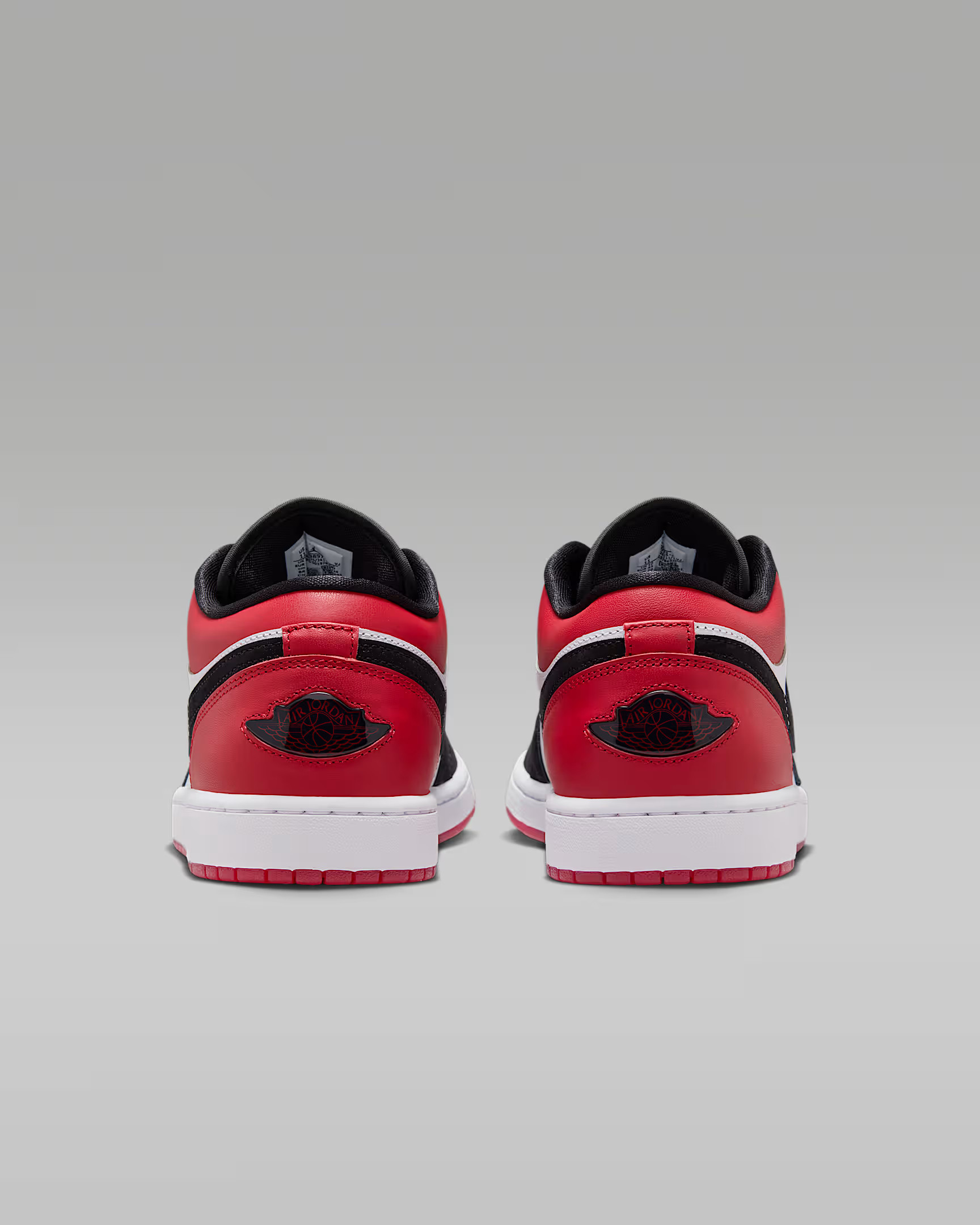 Кросівки Jordan 1 Low SE Black Toe (2025) IB8971-106