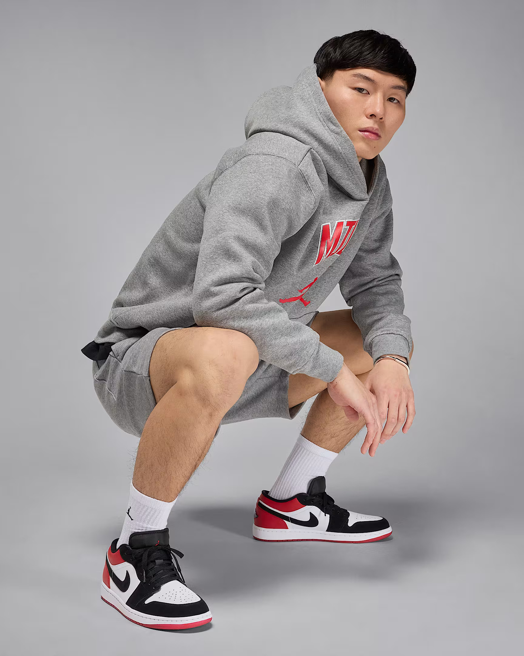 Кросівки Jordan 1 Low SE Black Toe (2025) IB8971-106