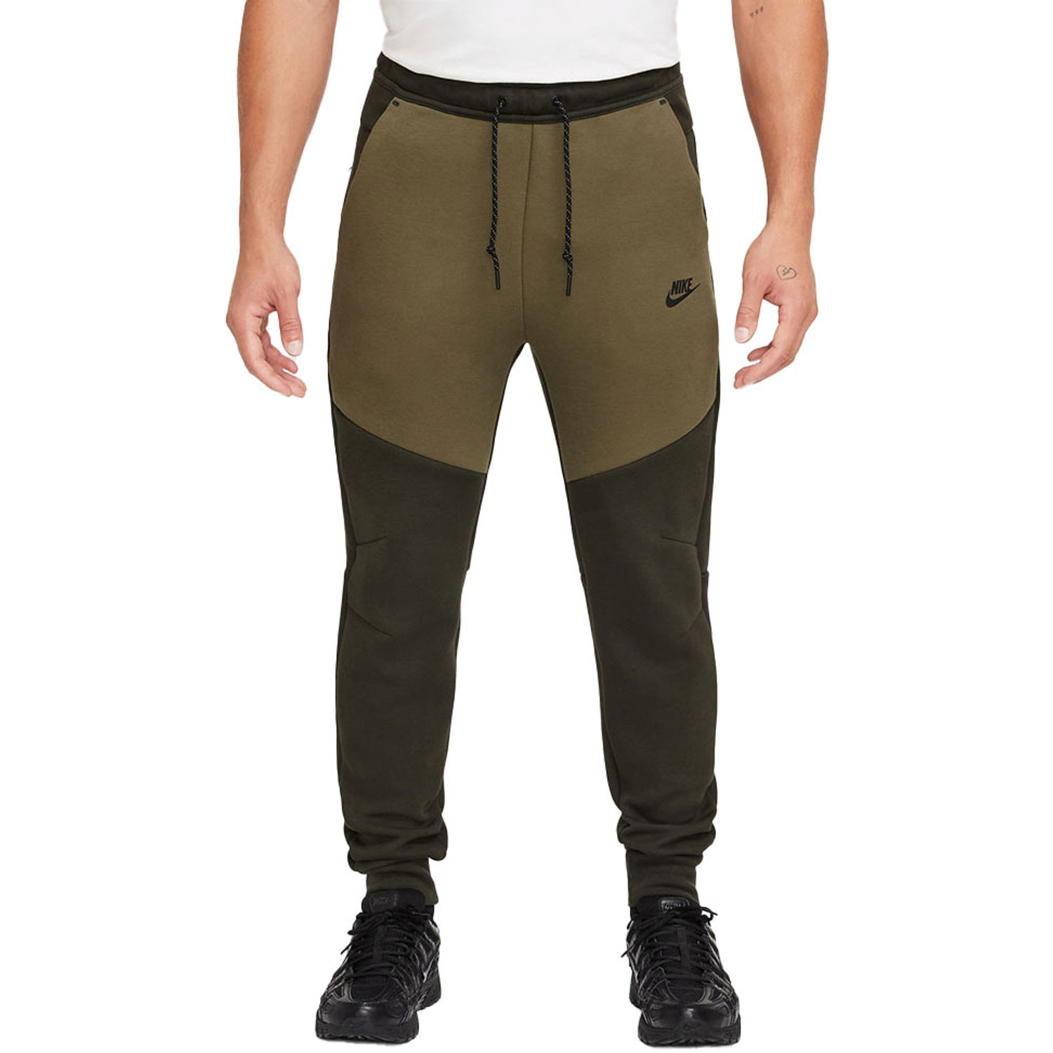 Костюм спортивний Nike Windrunner Tech Olive HV0949-355_HV0959-355