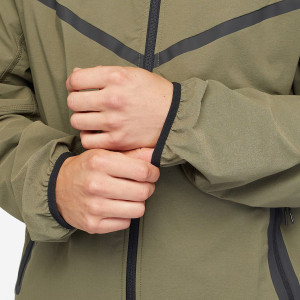 Куртка Nike Tech Woven Full Zip Windrunner HM7151-223