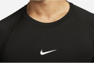 Футболка Nike M NP DF TIGHT TOP LS FB7919-010