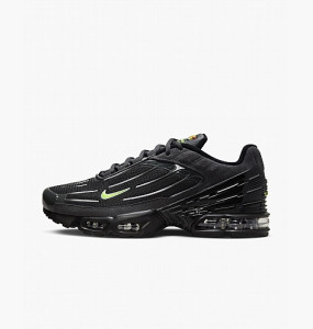 Кросівки Nike AIR MAX PLUS III FQ2387-001