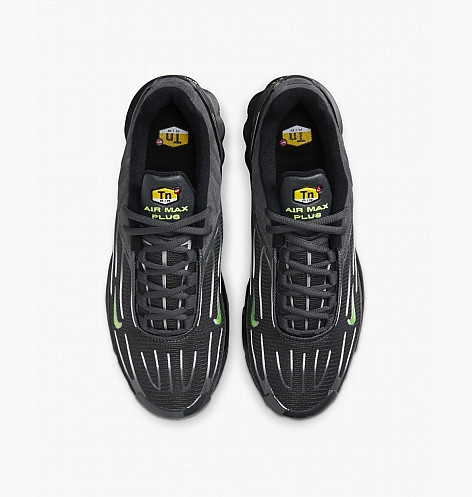 Кросівки Nike AIR MAX PLUS III FQ2387-001