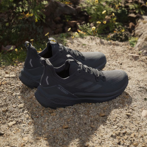 Кросівки чоловічі Adidas Terrex Free Hiker 2.0 Low Black IE5110 IE5110