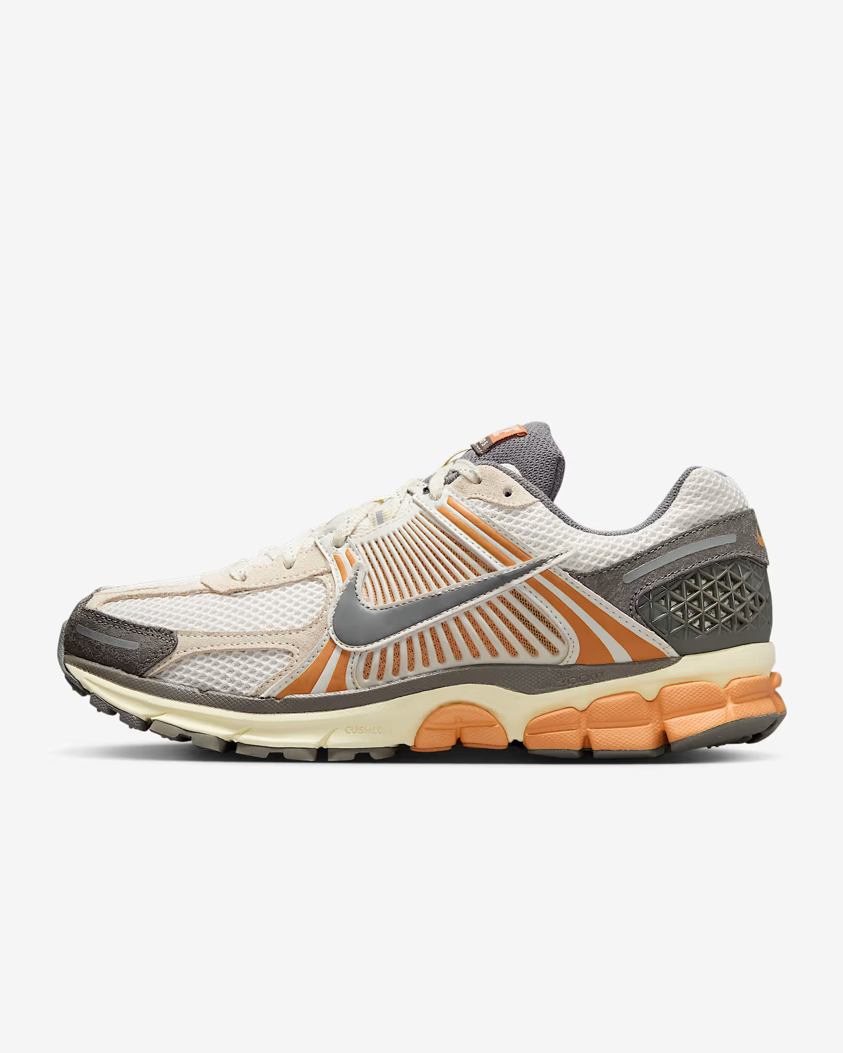 Кросівки Nike ZOOM VOMERO 5 IB7469-030