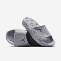 Шльопанці Jordan FRANCHISE SLIDE SH HQ2163-002