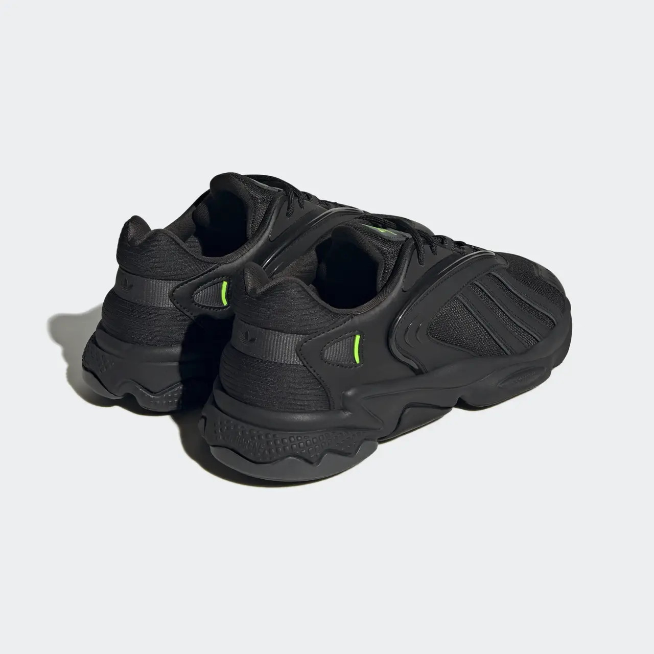 Кросівки Adidas Originals Oztral HP6565