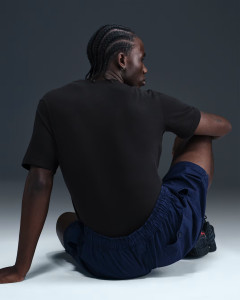 Футболка чоловіча Nike U Nsw Tee Oc Photo 1 Black HJ0752-010