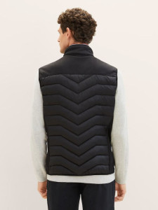 Безрукавка Men's Sleeveless Jacket 1038904-29999 Tom Tailor M Чорний 1038904-29999