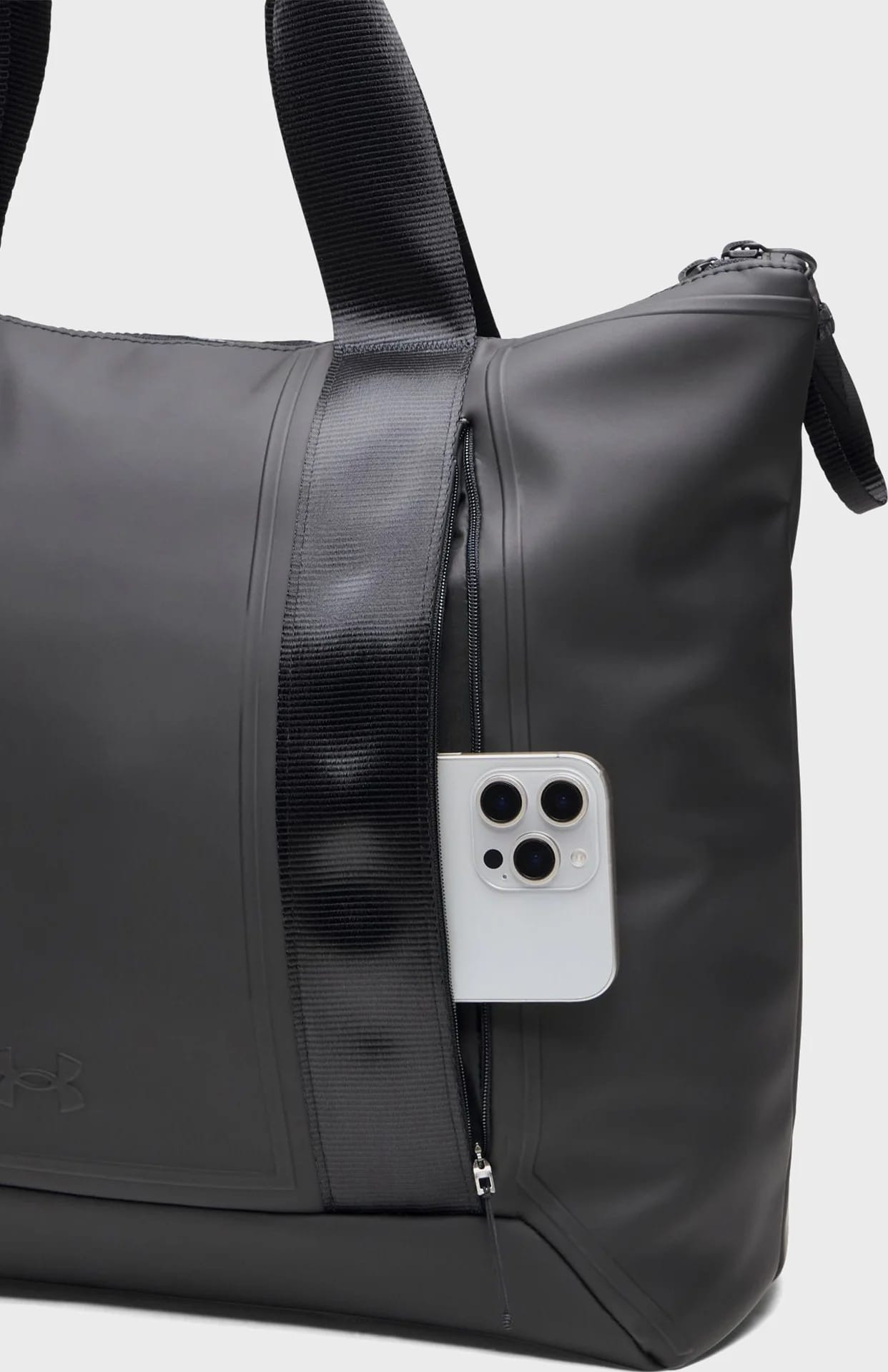 Сумка Under Armour Women's Unstoppable Tote 24L чорний Жін 48 х 37 х 16 см (6009907-001) 6009907-001