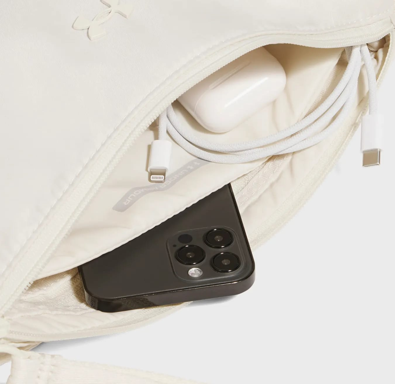 Сумка Under Armour Studio Luna Shoulder Bag бежевий 30 х 17 х 13 см (1388927-279) 1388927-279