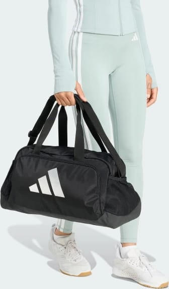 Сумка Adidas Woman Defender Duffle S 31,2L чорний 26 x 49 см KA7992