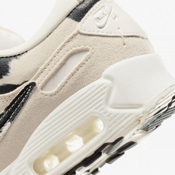 Кросівки WMNS NIKE AIR MAX 90 FUTURA FN7170-133