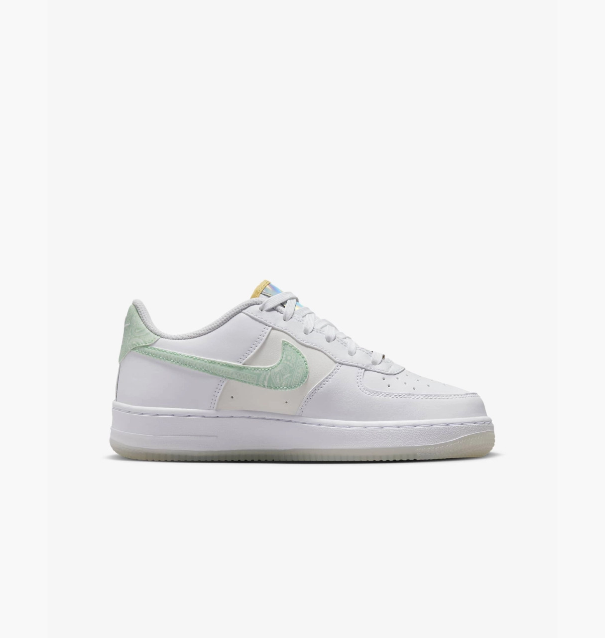 Кросівки Nike AIR FORCE 1 LV8 (GS) FJ7706-131