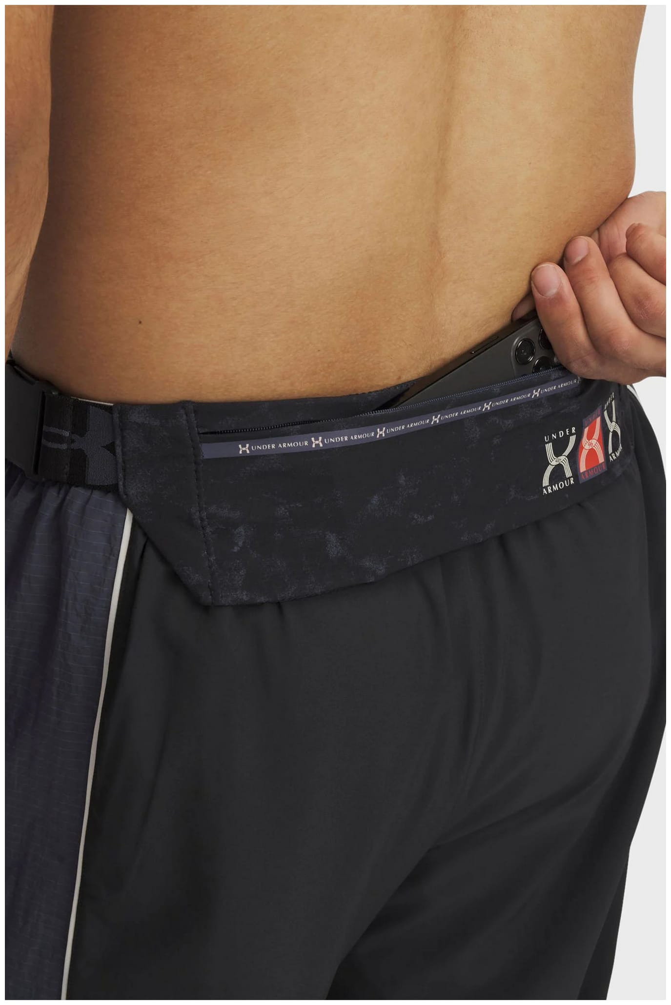 Сумка на пояс Under Armour Velociti Run Belt 1388914-002