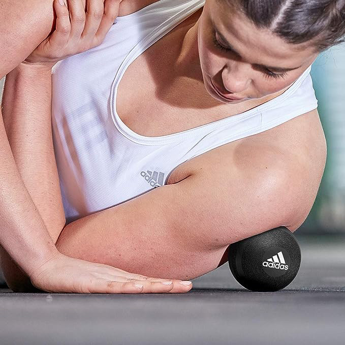 М'яч масажний Adidas Massage Ball чорний Уні 8,3 x 8,3 x 8,3 см ADTB-11607