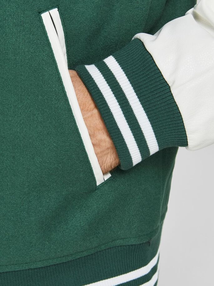 Куртка JORVARSITY BOMBER JACKET LTN 12207367-Trekking Green Jack&Jones M Зелений 12207367-Trekking Green
