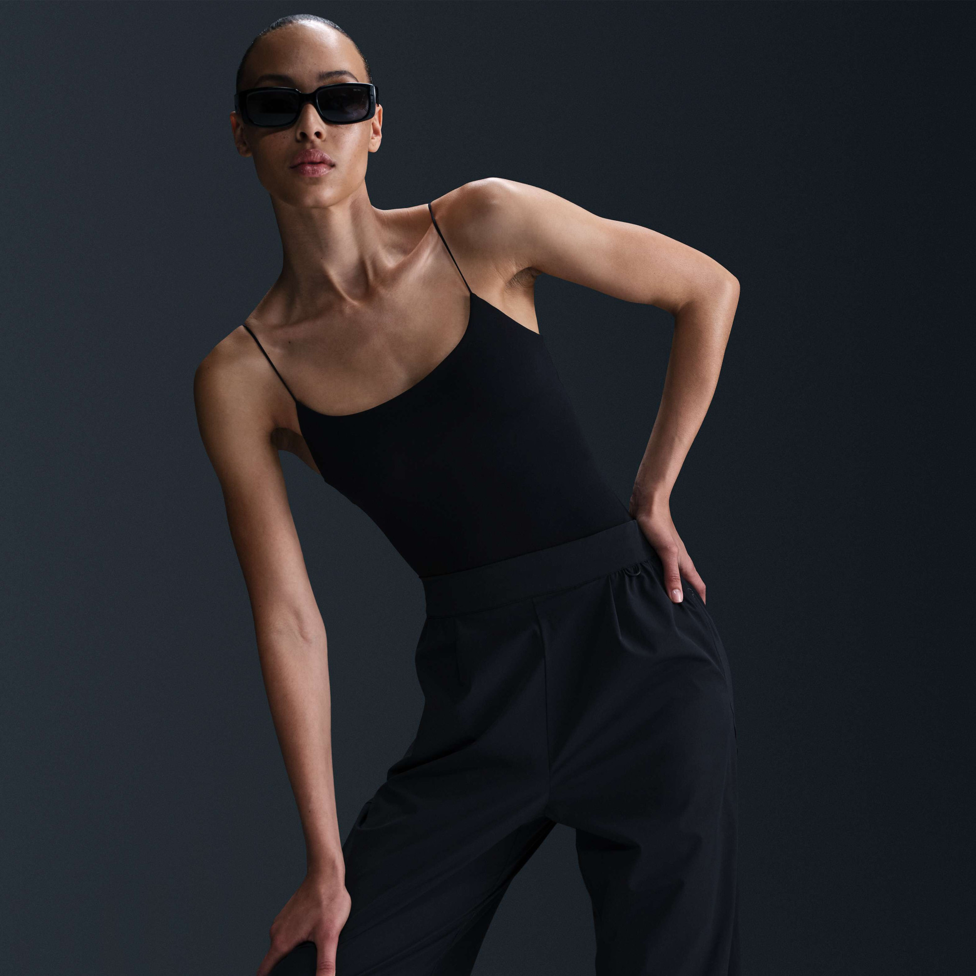 Штани жіночі Nike 24.7 Perfect Stretch WomenS Dri- F I T High- Waisted Loose Wide- Leg Pants Black HM8389-010