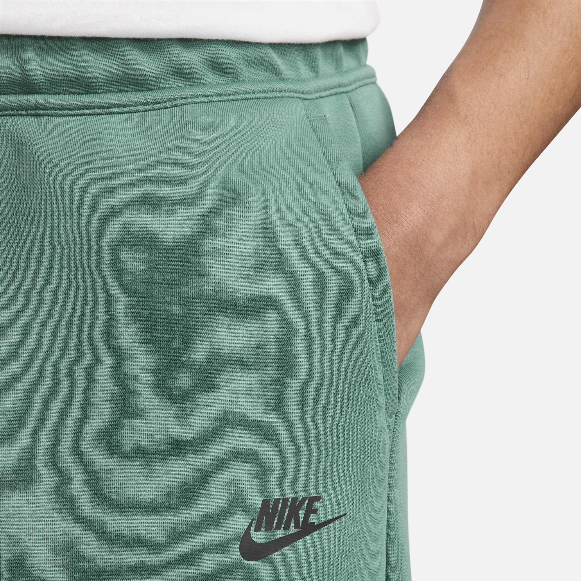 Шорти чоловічі Nike Tch Flc Short Green FB8171-361