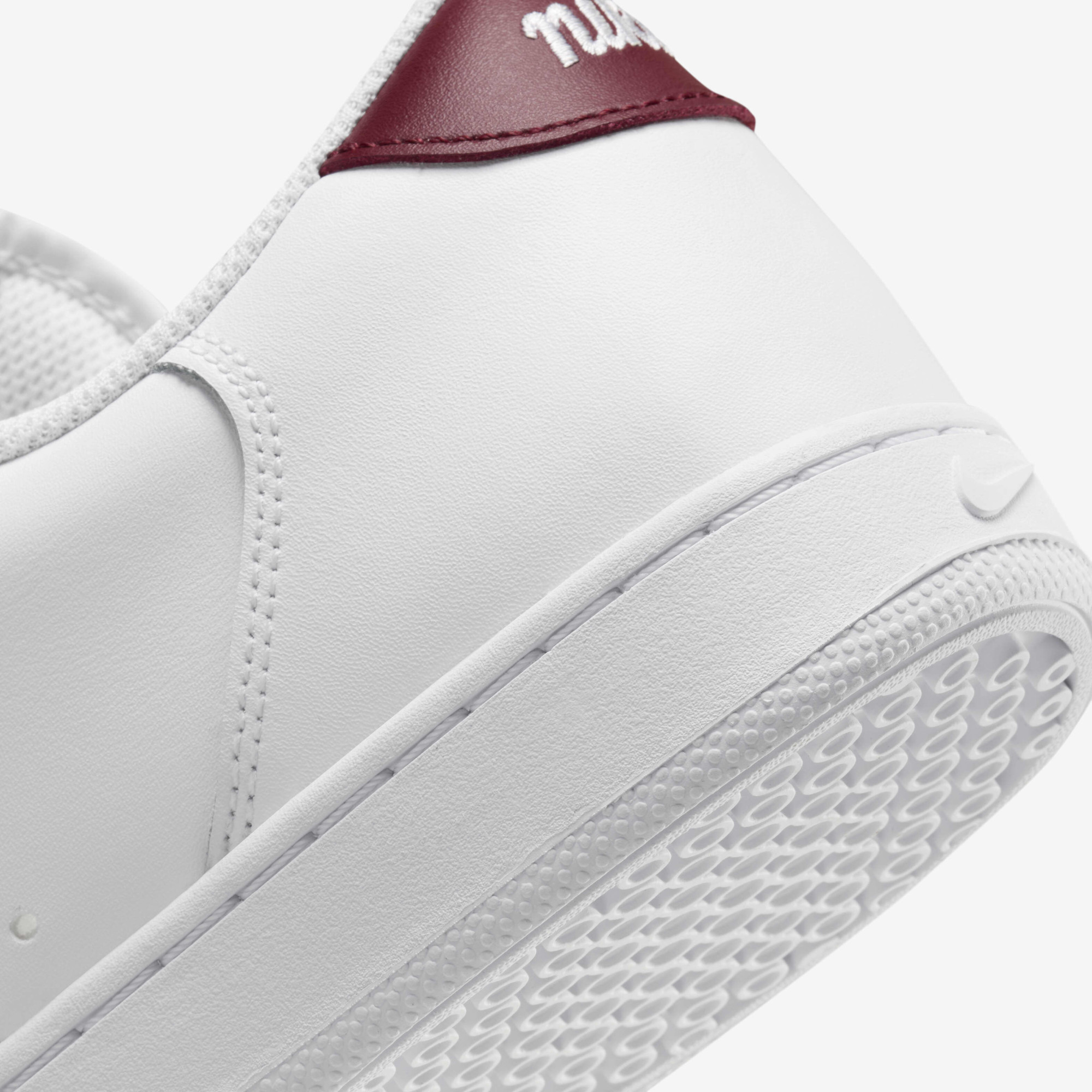 Кросівки чоловічі Nike Court Vintage White CJ1679-105
