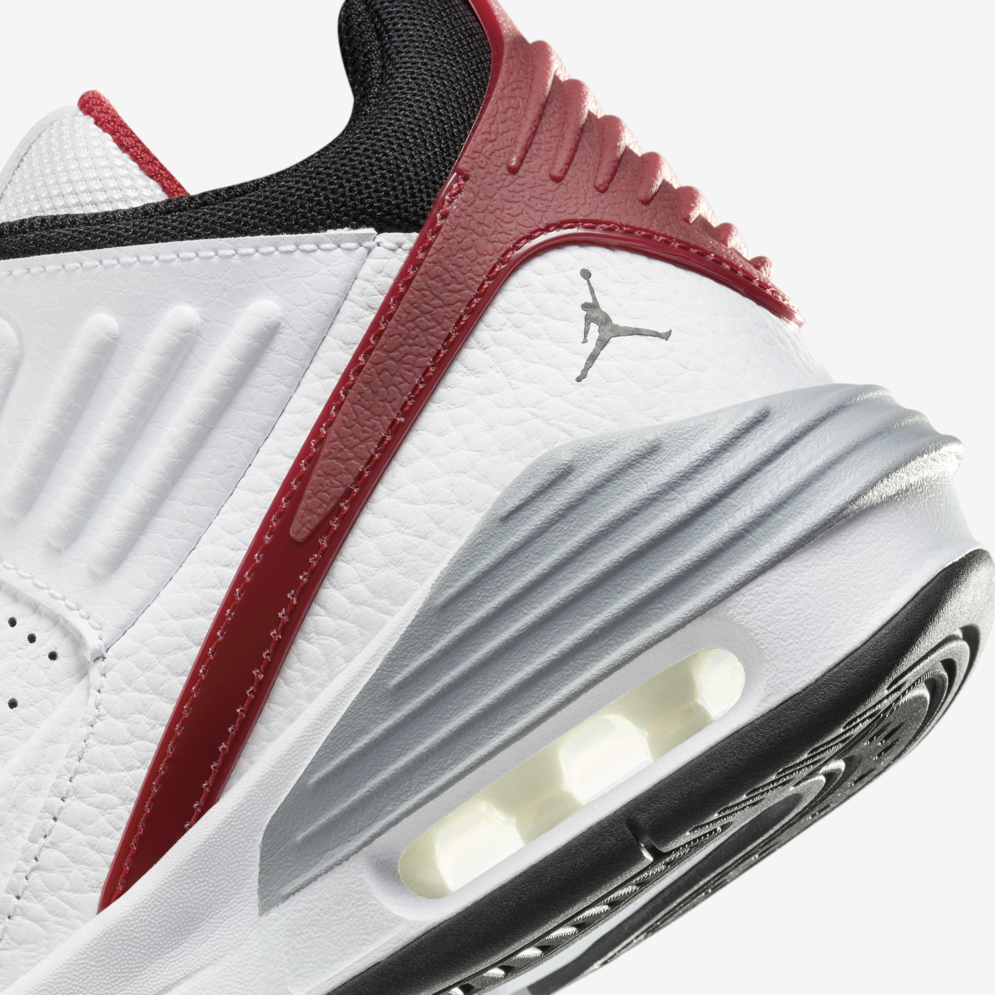 Кросівки JORDAN MAX AURA 5 (GS) DZ4352-101