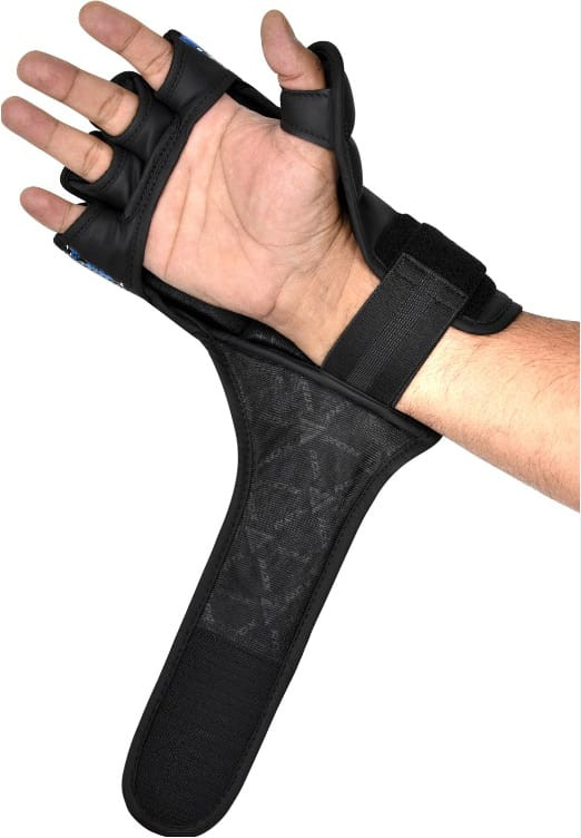 Рукавиці тренувальні RDX GRAPPLING GLOVES NEW AURA F17 чорний, синій Уні M GGR-F17BU