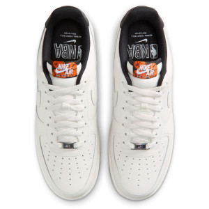 Кросівки Nike AIR FORCE 1 07 IQ0293-030
