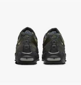 Кросівки чоловічі Nike Air Max 95 “Sequoia” Olive/Green HQ3825-300 40.5 HQ3825-300