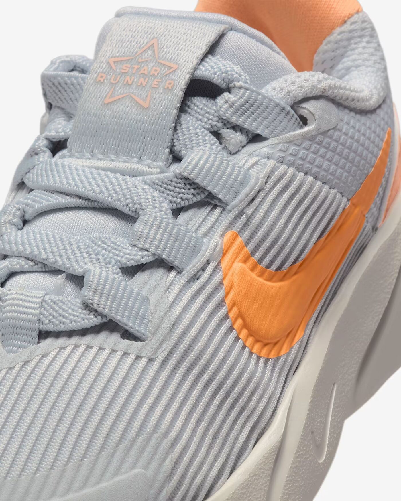Кросівки дитячі Nike Star Runner 4 Nn Grey DX7616-008