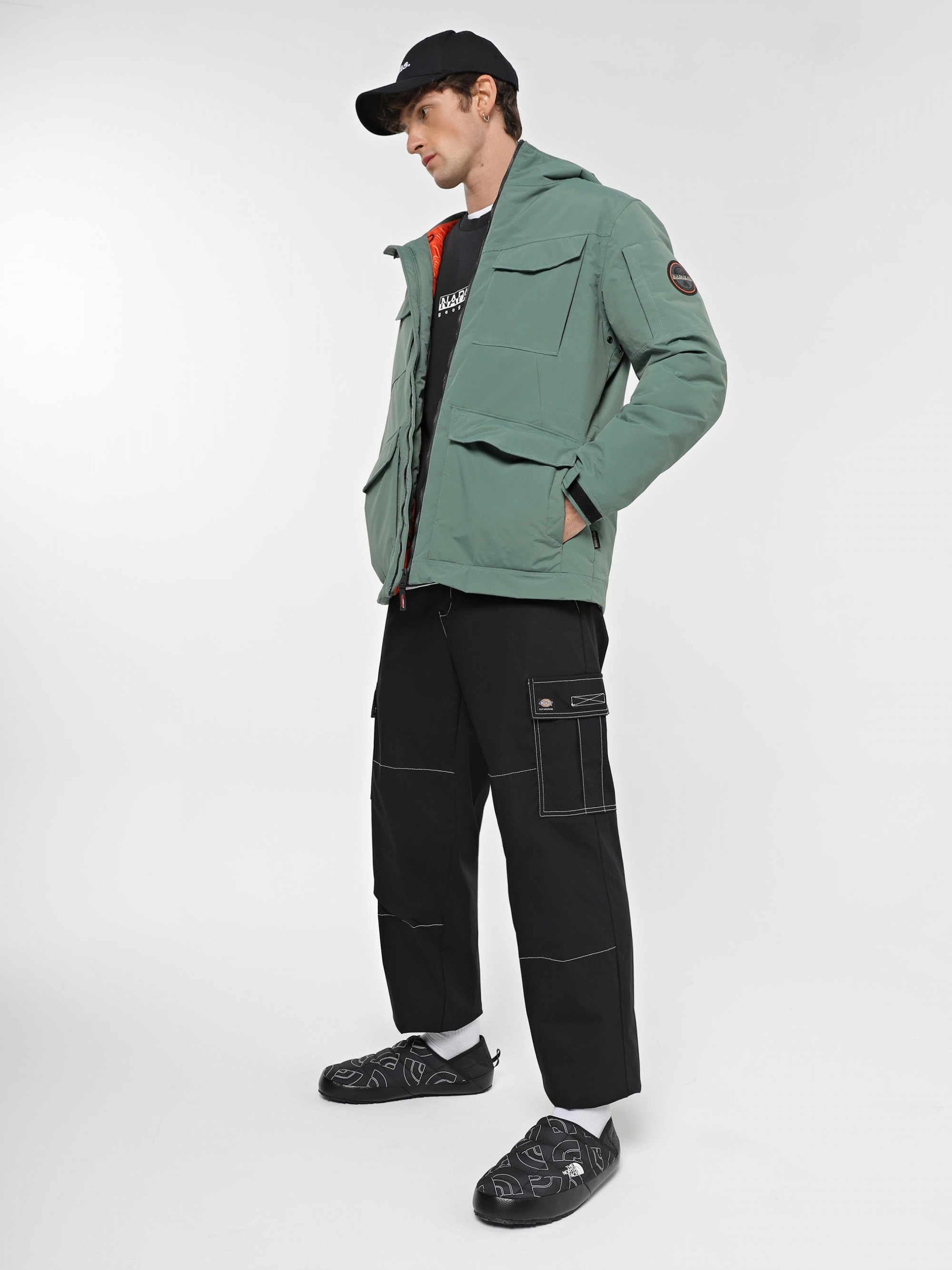 Мокасини сліпони The North Face Thermoball Traction V (NF0A3UZNOJS1) NF0A3UZNOJS1