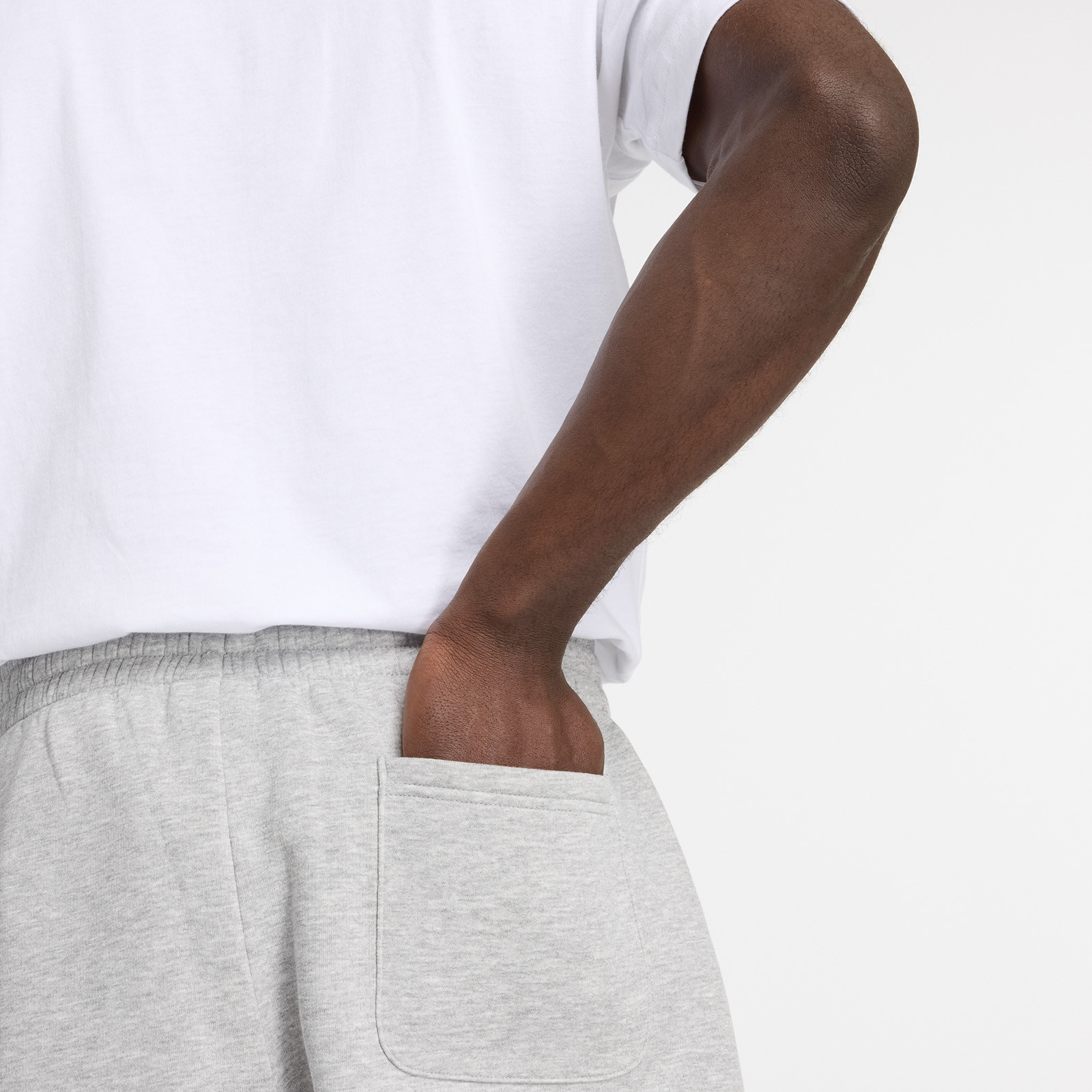Штани чоловічі New Balance Brushed Back Small Logo Joggers Grey MP41503AG L MP41503AG