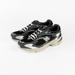 Кросівки New Balance 725 ML725AC