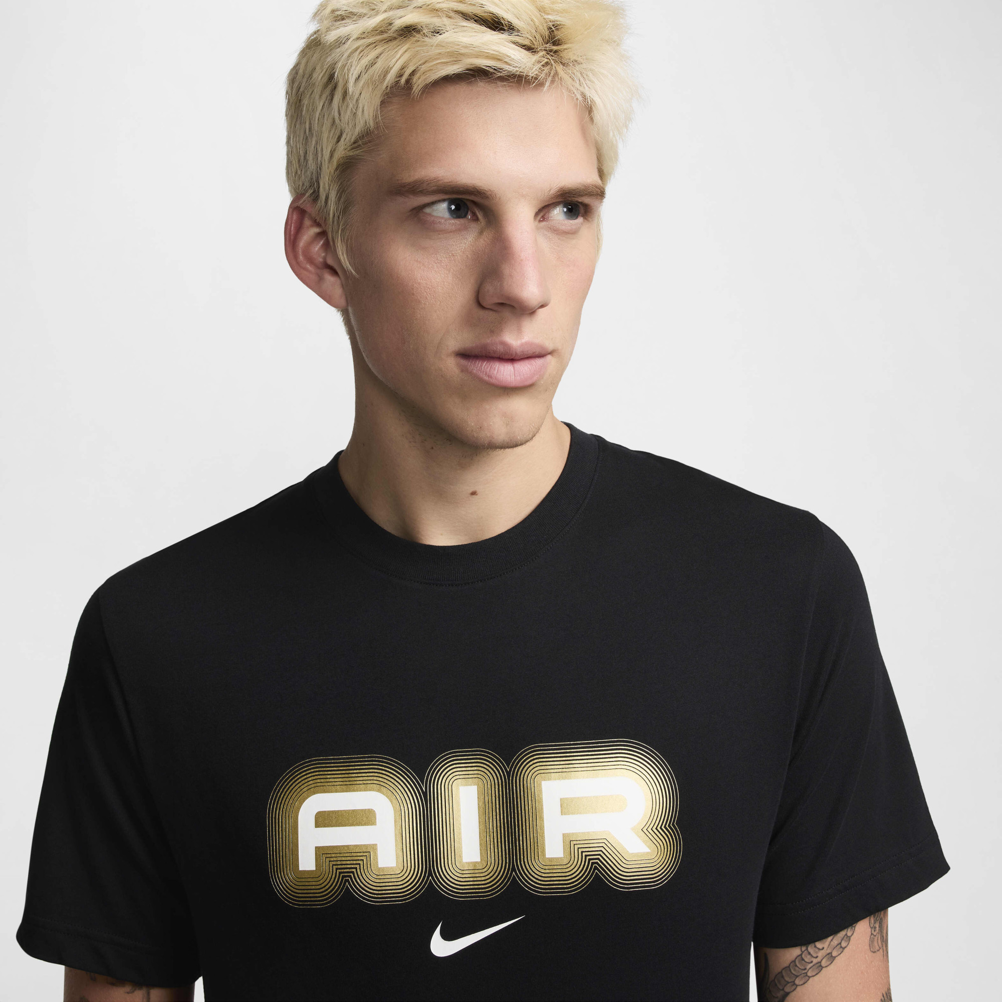 Футболка Nike M NSW SW AIR GRAPHIC TEE HM0185-010