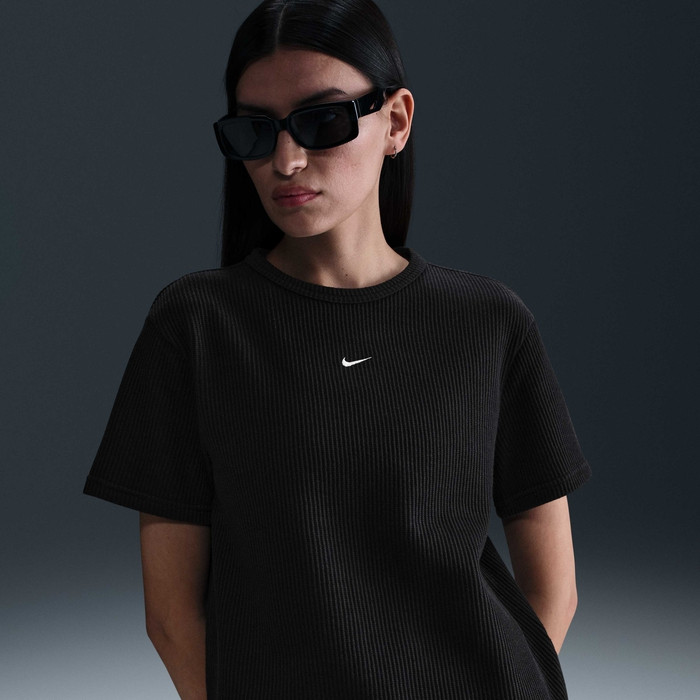 Футболка W NSW NK CHLL WFL SS TOP HJ3838-011 Nike L Чорний HJ3838-011