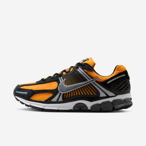 Кросівки чоловічі Nike Zoom Vomero 5 Black/Orange IF6211-700