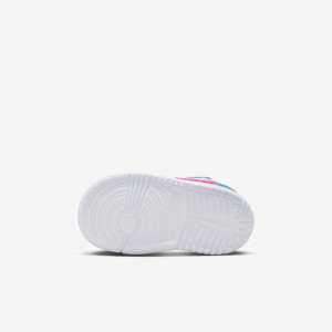 Кросівки HQ2002-400 Nike HQ2002-400