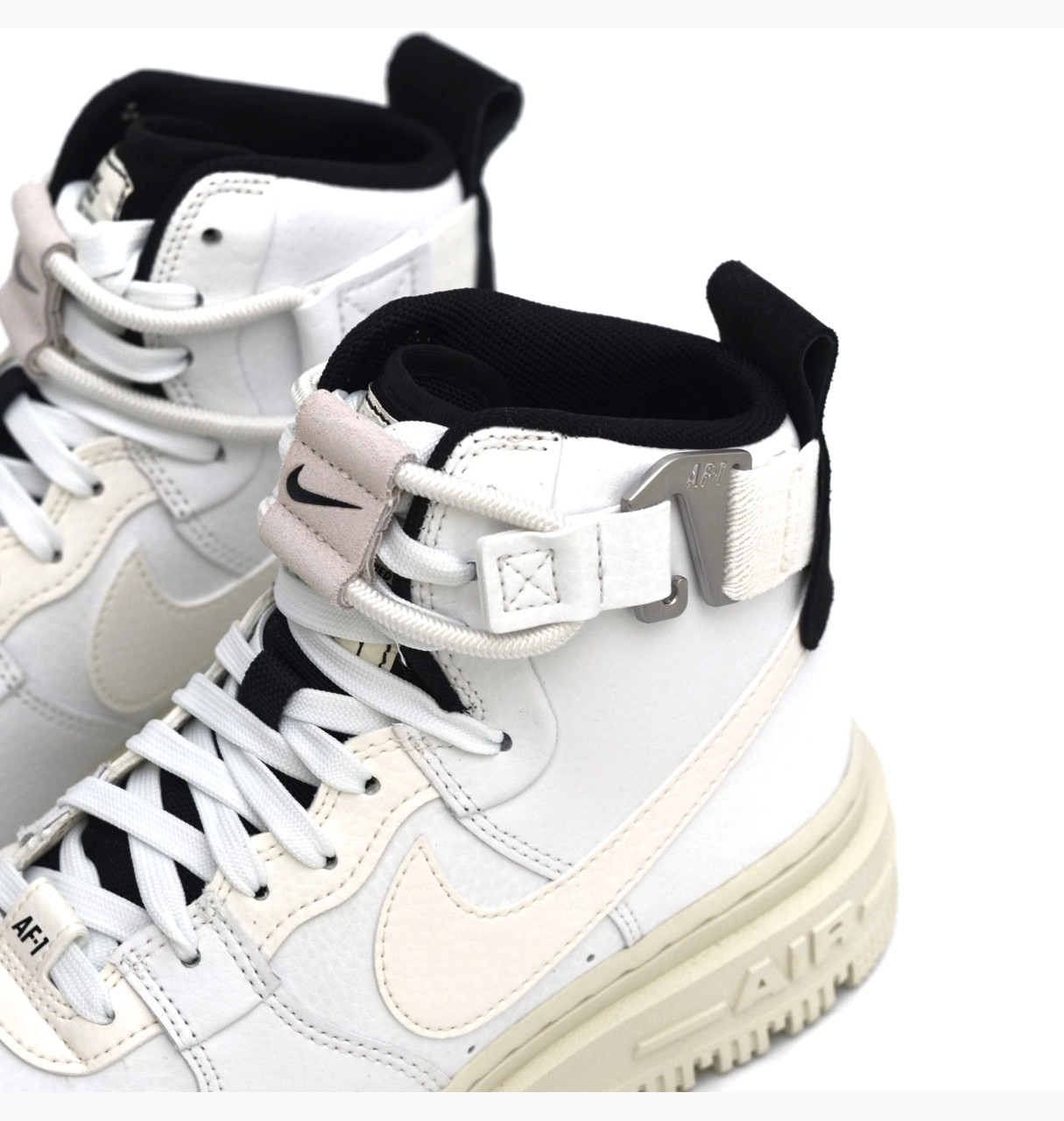 Кросівки Nike W AF1 HI UT 2.0 DC3584-100