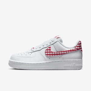 Кросівки Nike Air Force 1 '07 DZ2784-101