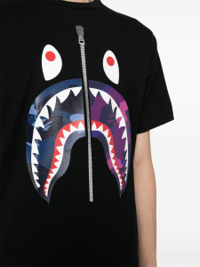 Футболка A BATHNIG APE Men's COLOR CAMO SEPARATE SHARK TEE 001TEK801021M