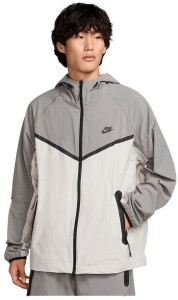 Вітровка Nike Techven Jacket HM7151-014