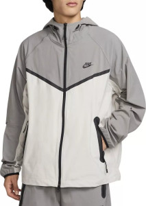 Вітровка Nike Techven Jacket HM7151-014