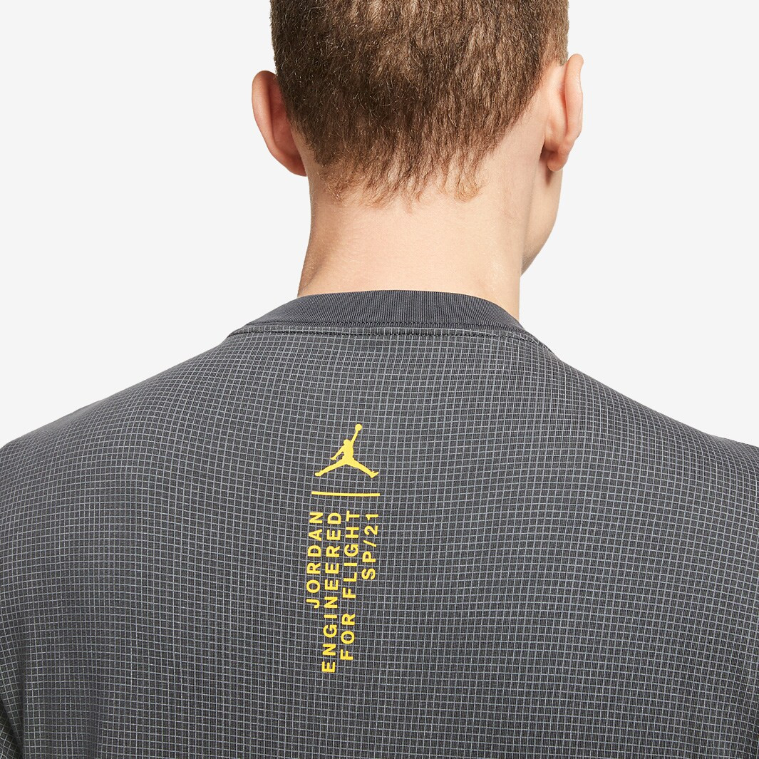 Футболка Nike M J 23ENG SS TEE CV3377-010